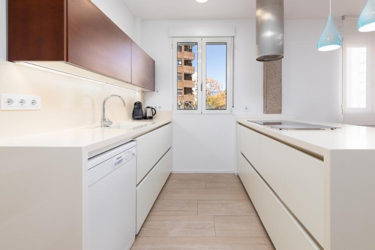 Apartup Opera Valence